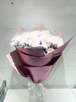 Mums Bouquet - Image 2