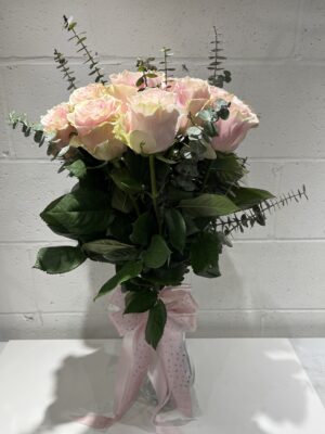 Blush Pink Rose Bouquet - Image 5