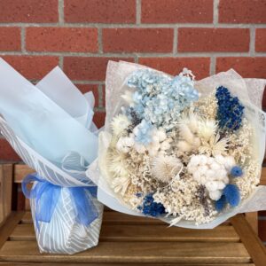Italian Dried Flower Bouquet (With Vase) - Blue - Image 3