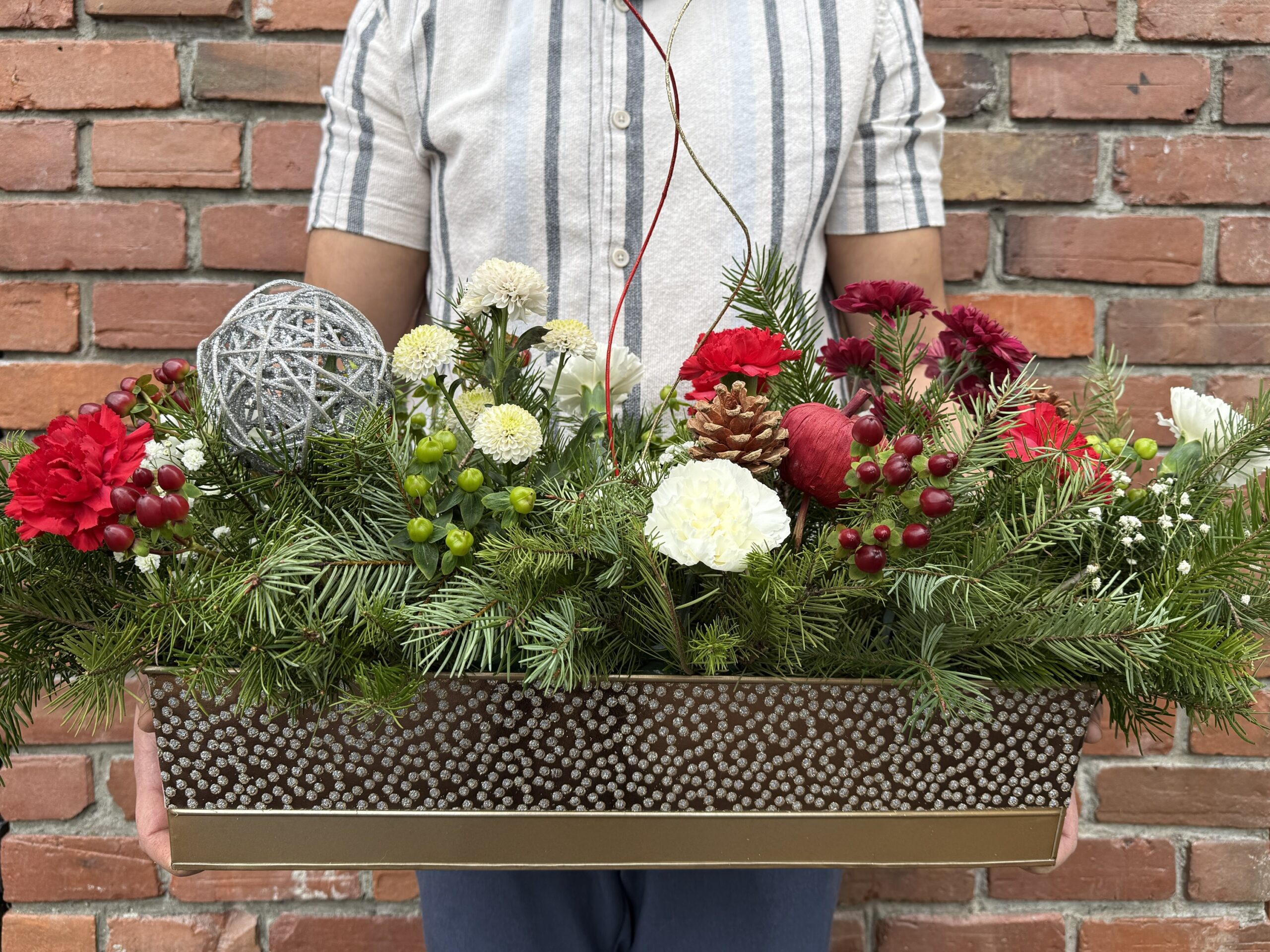 Holiday Centerpiece Large - Image 2